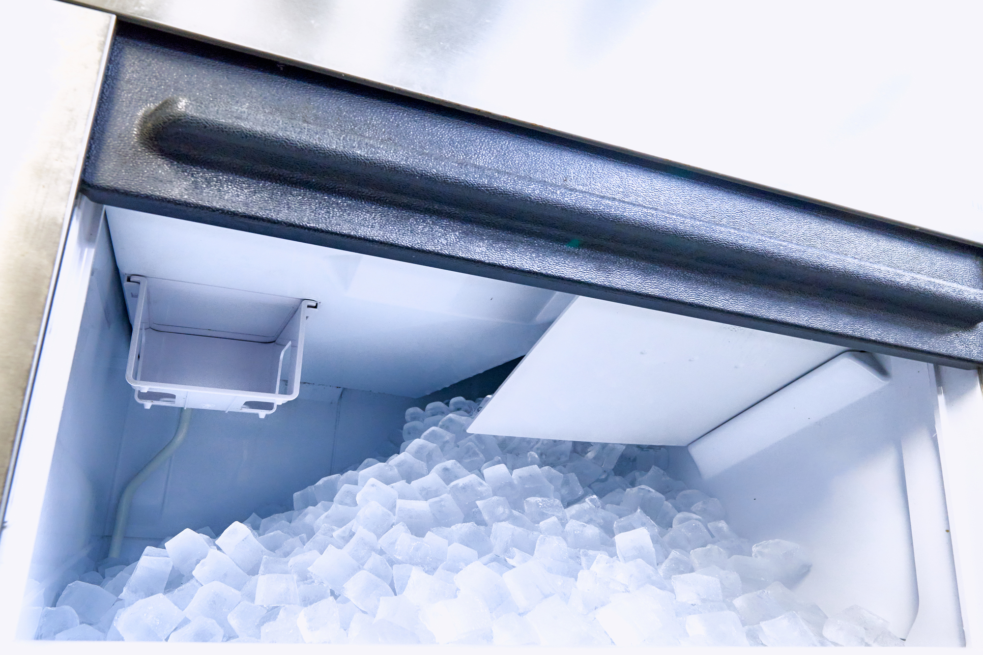 製氷機　アイスディスペンサー　氷